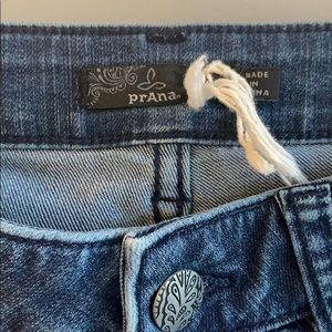 Prana size  28 dark ankle straight jeans